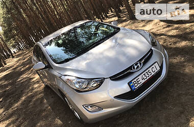 Седан Hyundai Elantra 2012 в 
