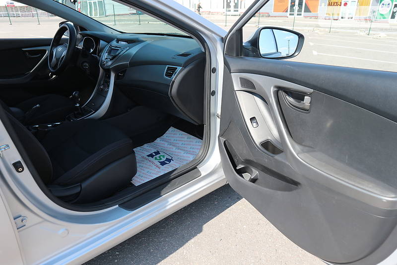 Седан Hyundai Elantra 2013 в Харкові
