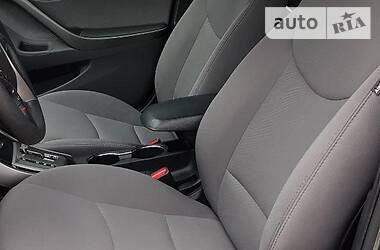 Седан Hyundai Elantra 2013 в 