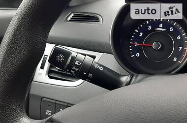 Седан Hyundai Elantra 2013 в 