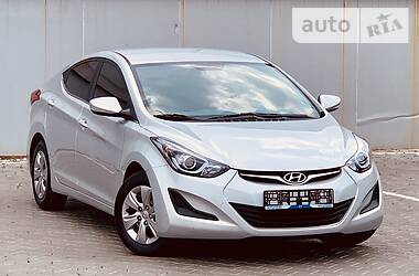 Седан Hyundai Elantra 2015 в Одессе