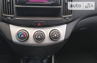 Седан Hyundai Elantra 2008 в 