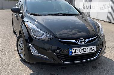 Седан Hyundai Elantra 2014 в 