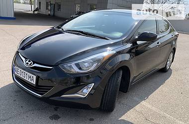 Седан Hyundai Elantra 2014 в 