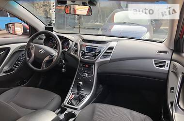 Седан Hyundai Elantra 2015 в Измаиле