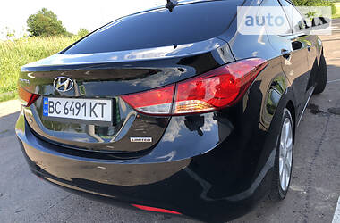 Седан Hyundai Elantra 2011 в Дрогобыче