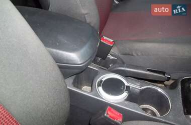 Седан Hyundai Elantra 2012 в 