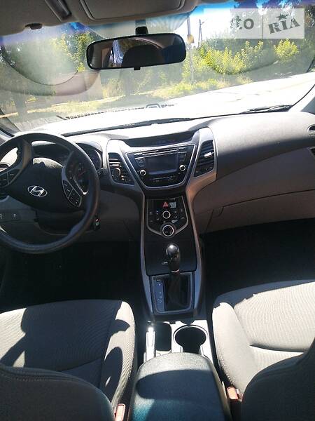 Седан Hyundai Elantra 2014 в Кривому Розі