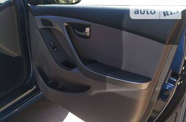 Седан Hyundai Elantra 2014 в 