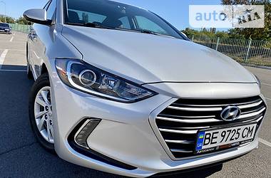 Седан Hyundai Elantra 2016 в Херсоне