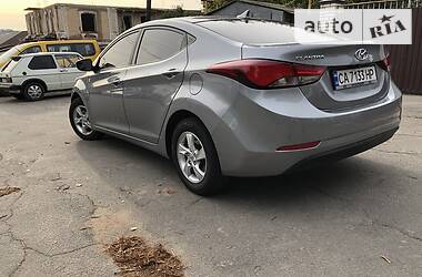 Седан Hyundai Elantra 2014 в Умани
