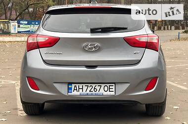 Хэтчбек Hyundai Elantra 2012 в Славянске