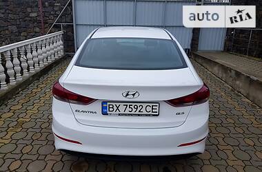 Седан Hyundai Elantra 2018 в Хмельницком