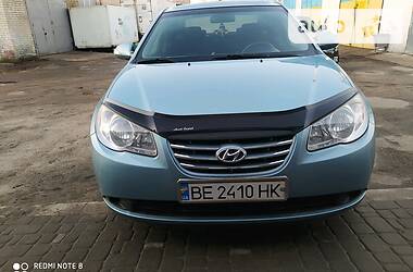 Хэтчбек Hyundai Elantra 2010 в Первомайске