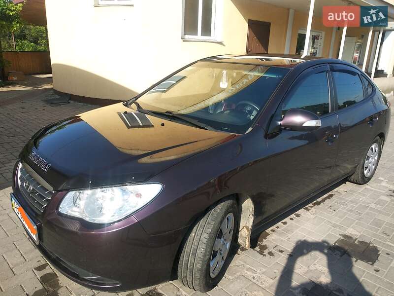 Седан Hyundai Elantra 2010 в Вінниці