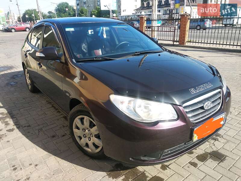Седан Hyundai Elantra 2010 в Вінниці