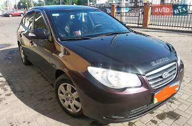 Седан Hyundai Elantra 2010 в 