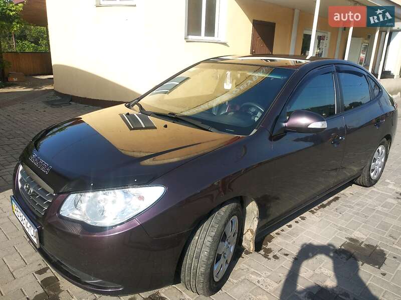 Седан Hyundai Elantra 2010 в Вінниці