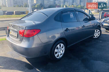 Седан Hyundai Elantra 2008 в Киеве