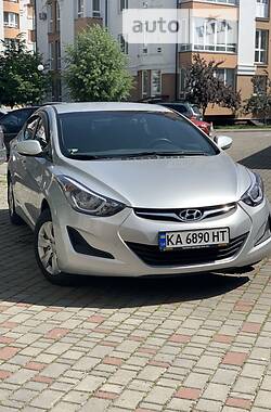 Седан Hyundai Elantra 2014 в Ивано-Франковске