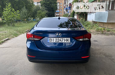 Седан Hyundai Elantra 2015 в Луцке