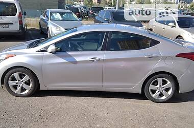 Седан Hyundai Elantra 2013 в Киеве