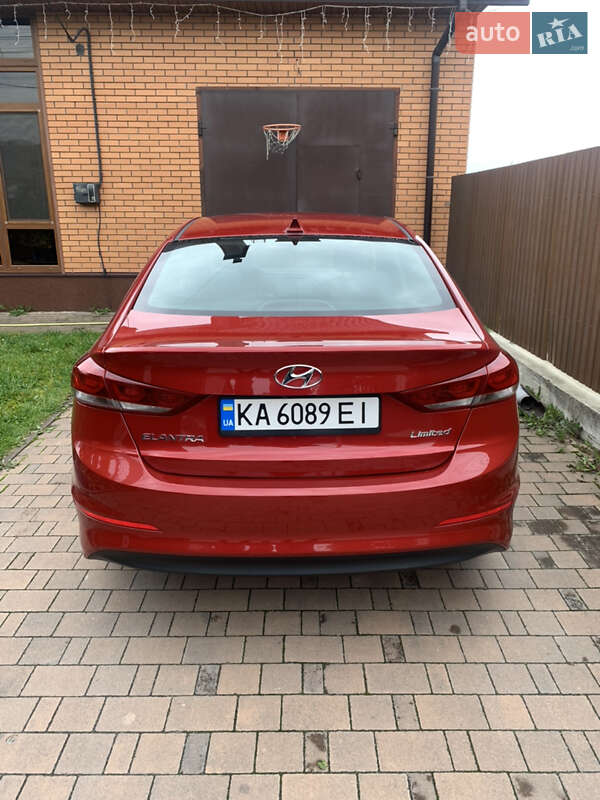 Седан Hyundai Elantra 2016 в Шепетовке