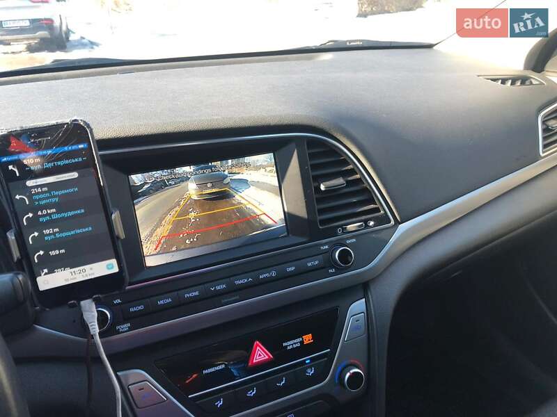 Седан Hyundai Elantra 2016 в Киеве фото 5 Седан Hyundai Elantra 2016 в Киеве