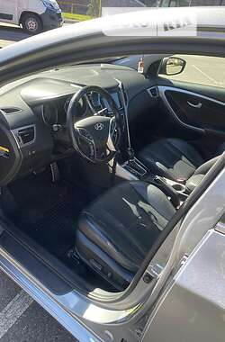 Хэтчбек Hyundai Elantra 2014 в 