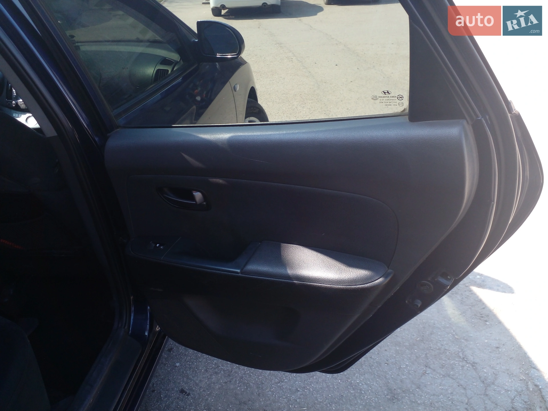 Hyundai Elantra 2008 VIN KMHDU41BP8U371654 фото оголошення 8 з 17