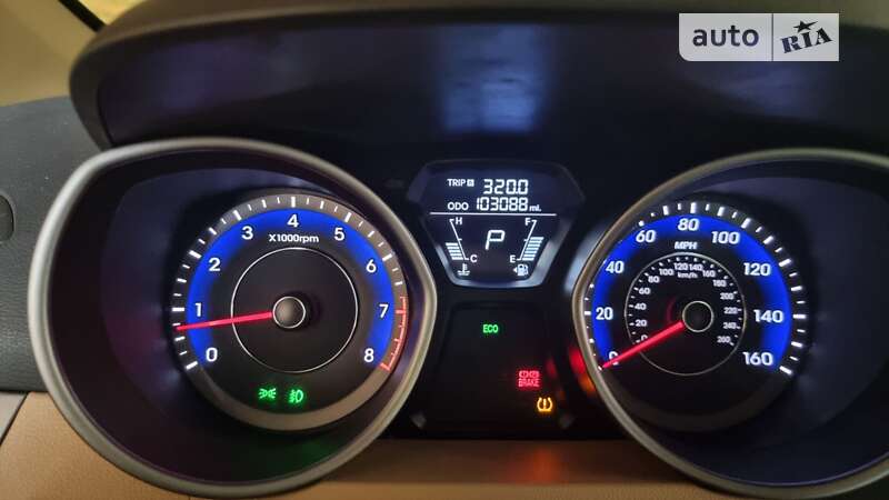 Седан Hyundai Elantra 2012 в Киеве