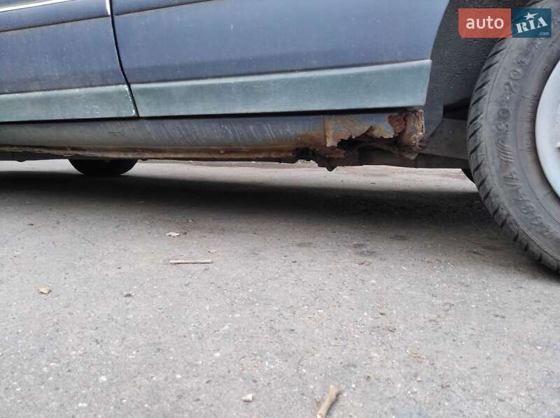 Седан Hyundai Elantra 1995 в Одессе фото 11 Седан Hyundai Elantra 1995 в Одессе