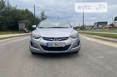 Седан Hyundai Elantra 2015 в 