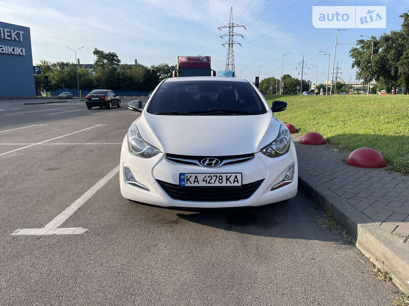 Купе Hyundai Elantra 2014 в Киеве