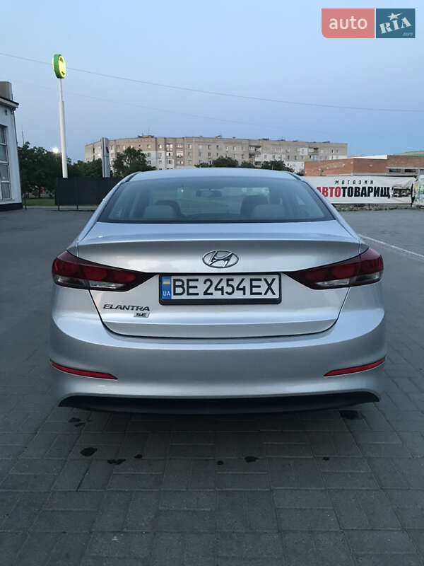 Седан Hyundai Elantra 2017 в Одессе