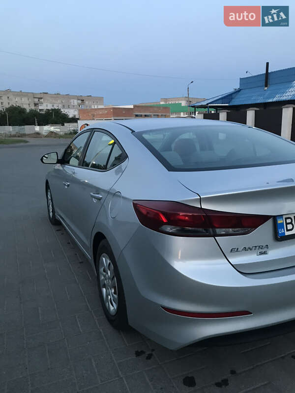 Седан Hyundai Elantra 2017 в Одессе