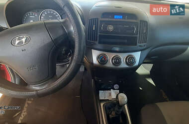 Седан Hyundai Elantra 2010 в Фастове