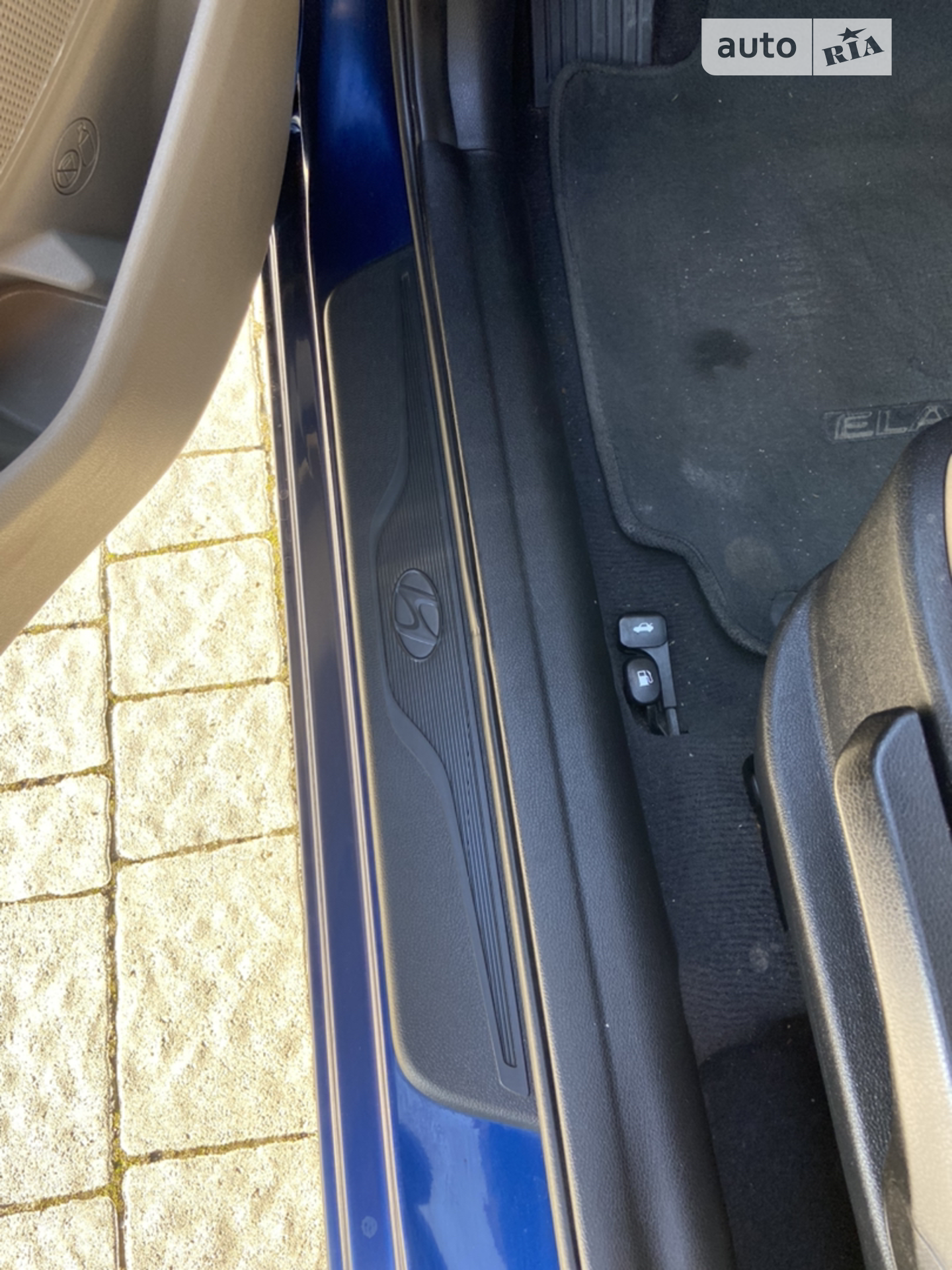 2015 Hyundai Elantra - мініатюра 27