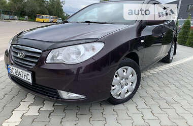 Седан Hyundai Elantra 2008 в Трускавці