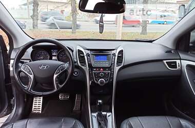 Хэтчбек Hyundai Elantra 2014 в Днепре