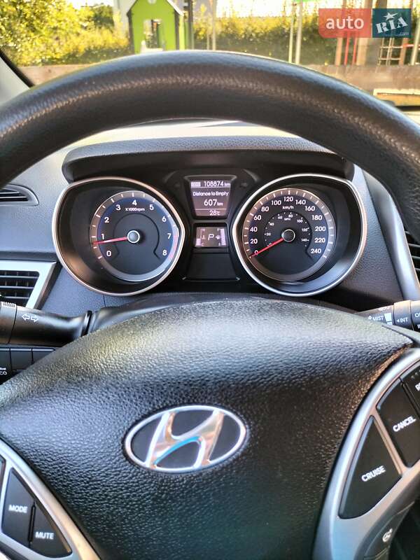 Хэтчбек Hyundai Elantra 2013 в Ивано-Франковске фото 8 Хэтчбек Hyundai Elantra 2013 в Ивано-Франковске