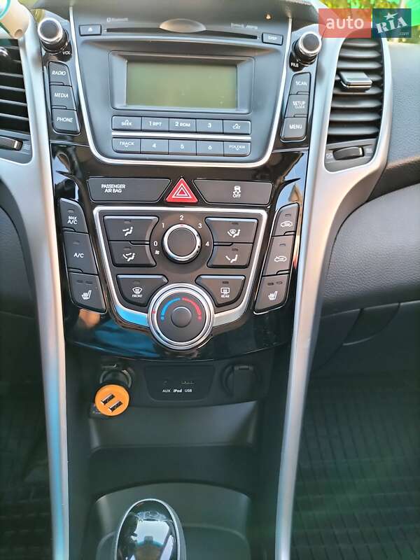 Хэтчбек Hyundai Elantra 2013 в Ивано-Франковске фото 10 Хэтчбек Hyundai Elantra 2013 в Ивано-Франковске