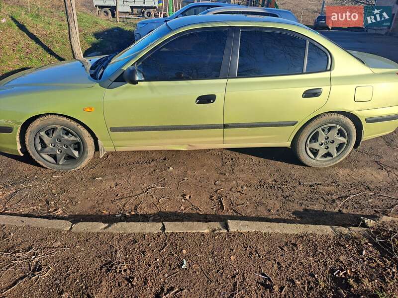 Седан Hyundai Elantra 2004 в Кропивницком