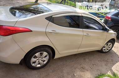 Седан Hyundai Elantra 2011 в Дніпрі