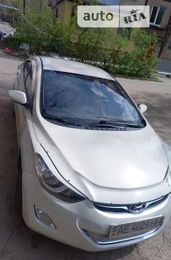 Седан Hyundai Elantra 2011 в Дніпрі