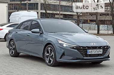 Седан Hyundai Elantra 2021 в Днепре