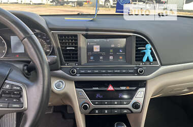 Седан Hyundai Elantra 2017 в Броварах