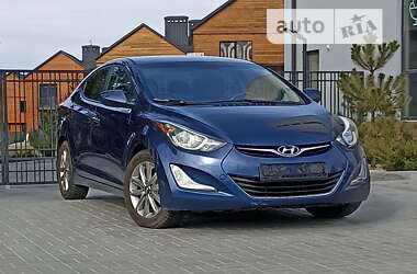 Седан Hyundai Elantra 2015 в Дніпрі