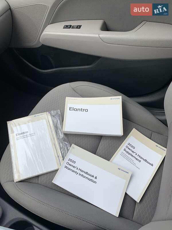 Седан Hyundai Elantra 2020 в Одессе