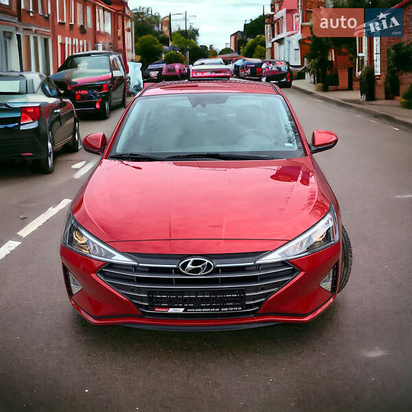 Hyundai Elantra 2020